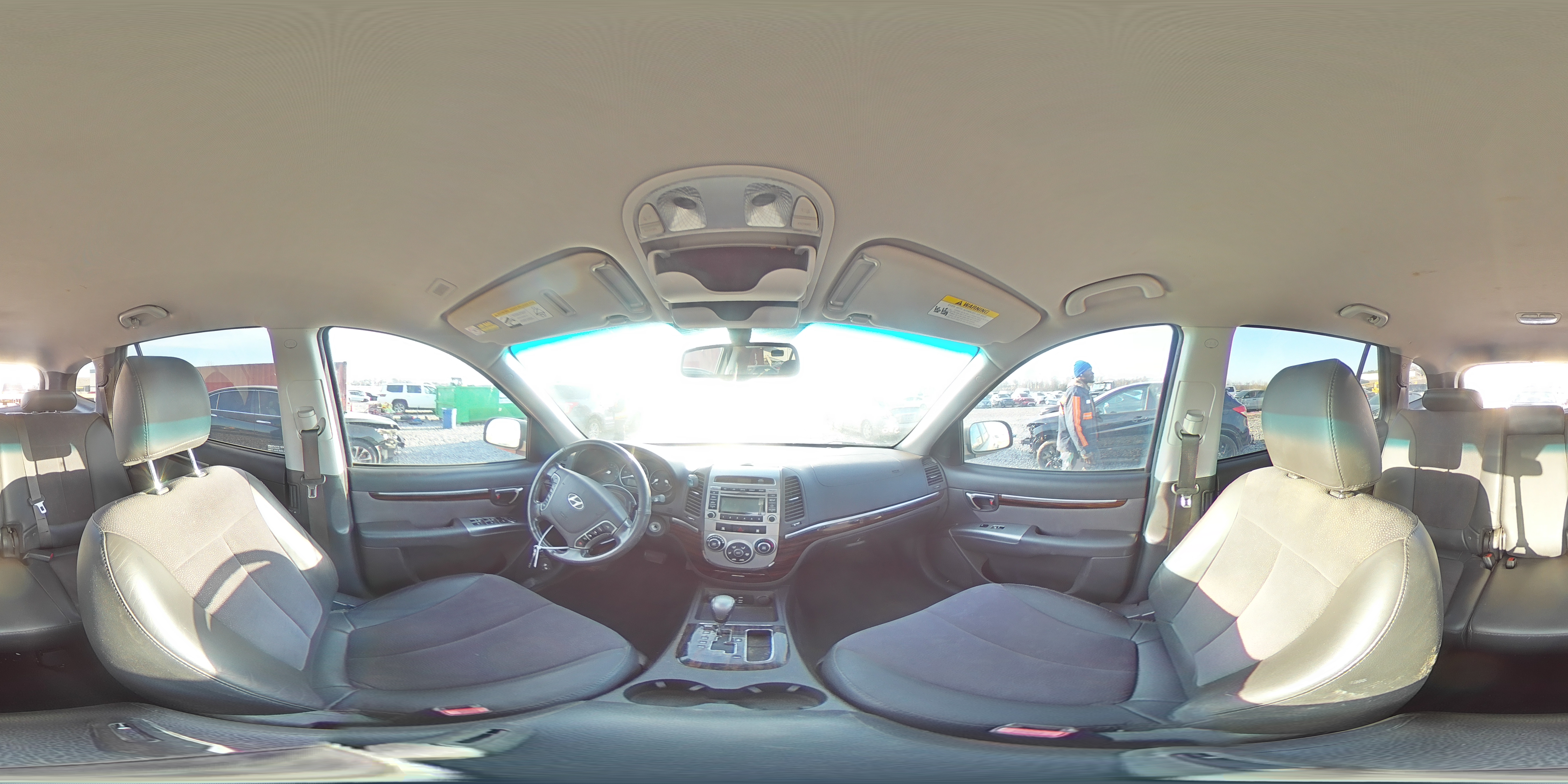 2012 Hyundai Santa Fe - Image 15
