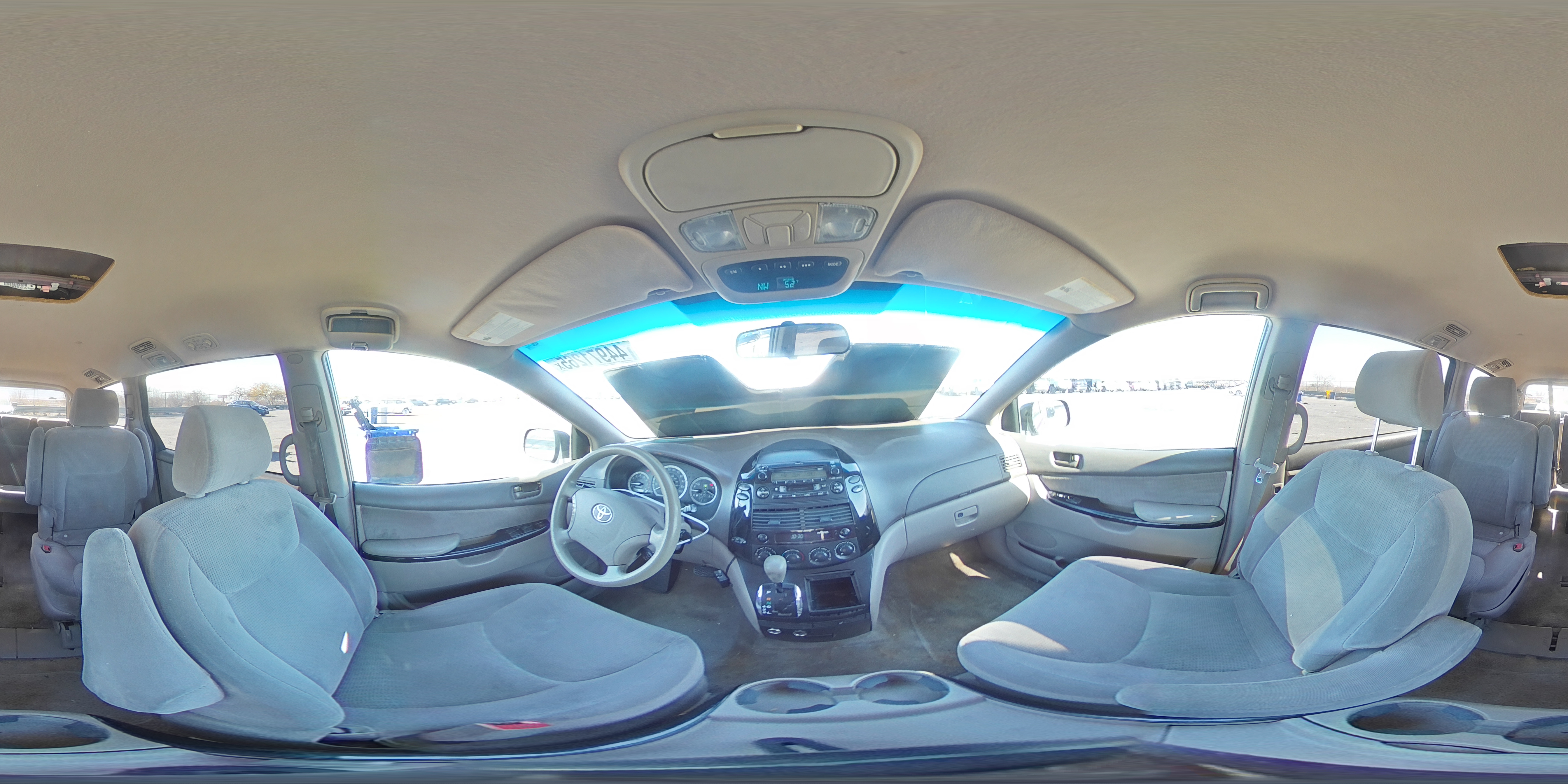 2005 Toyota Sienna - Image 14