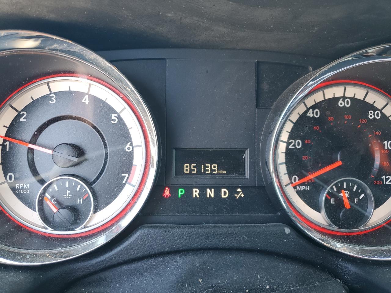 2019 Dodge Caravan - Image 9