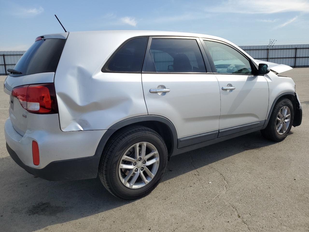 2014 Kia Sorento - Image 3