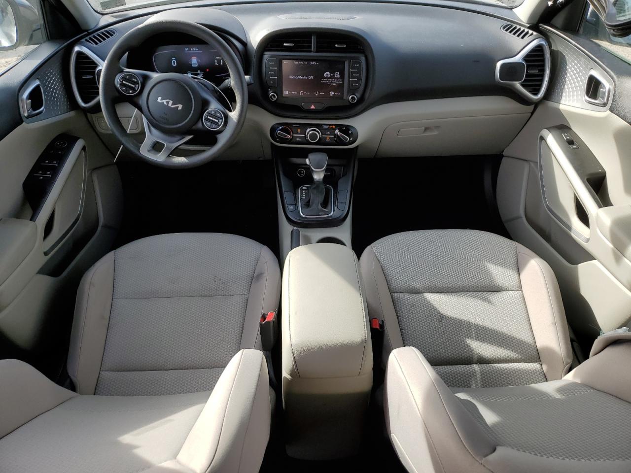 2023 Kia Soul - Image 8