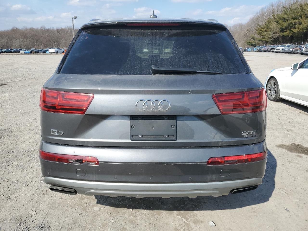 2018 Audi Q7 - Image 6