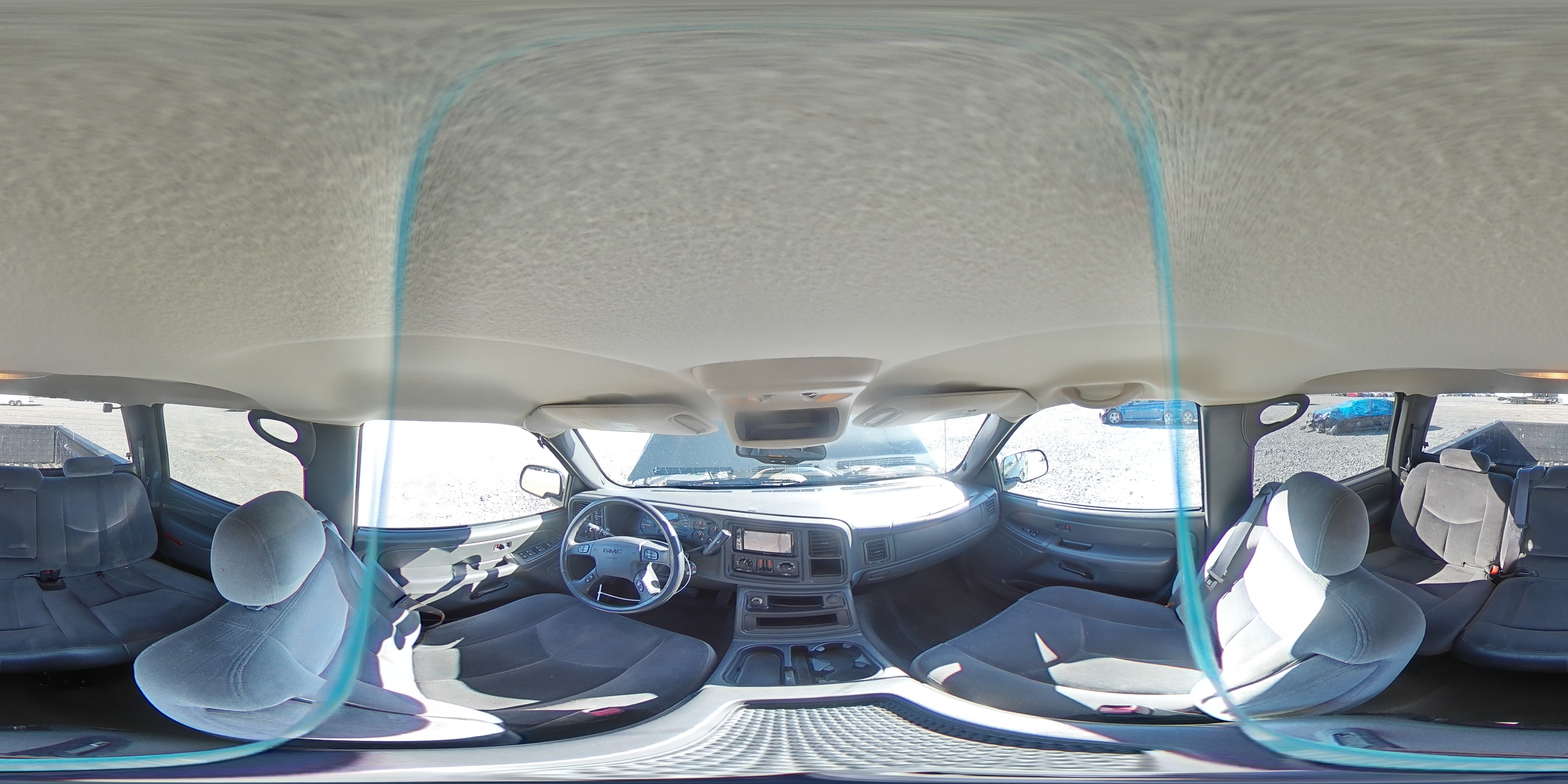 2004 GMC Sierra - Image 13