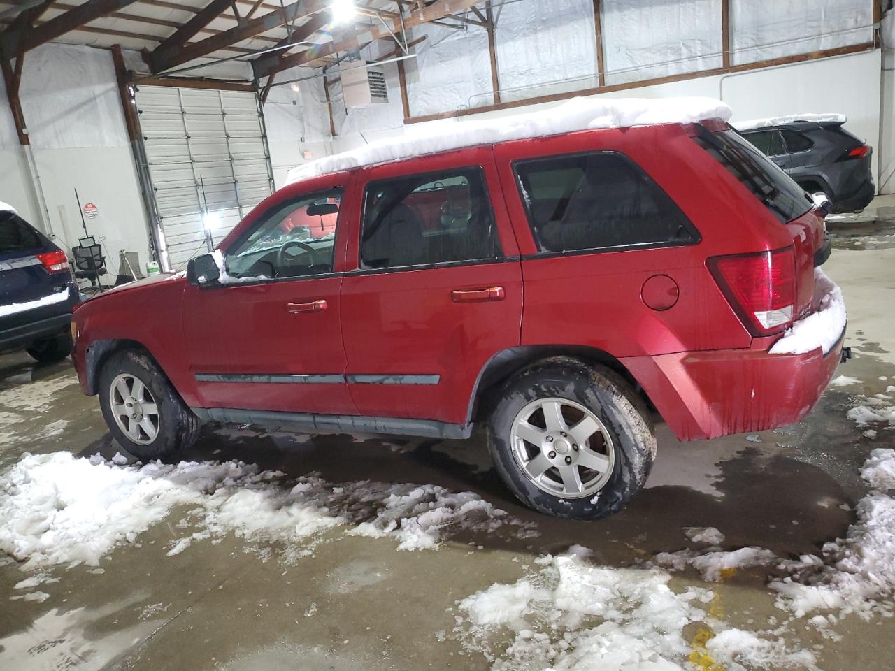 2009 Jeep Grand Cherokee - Image 2