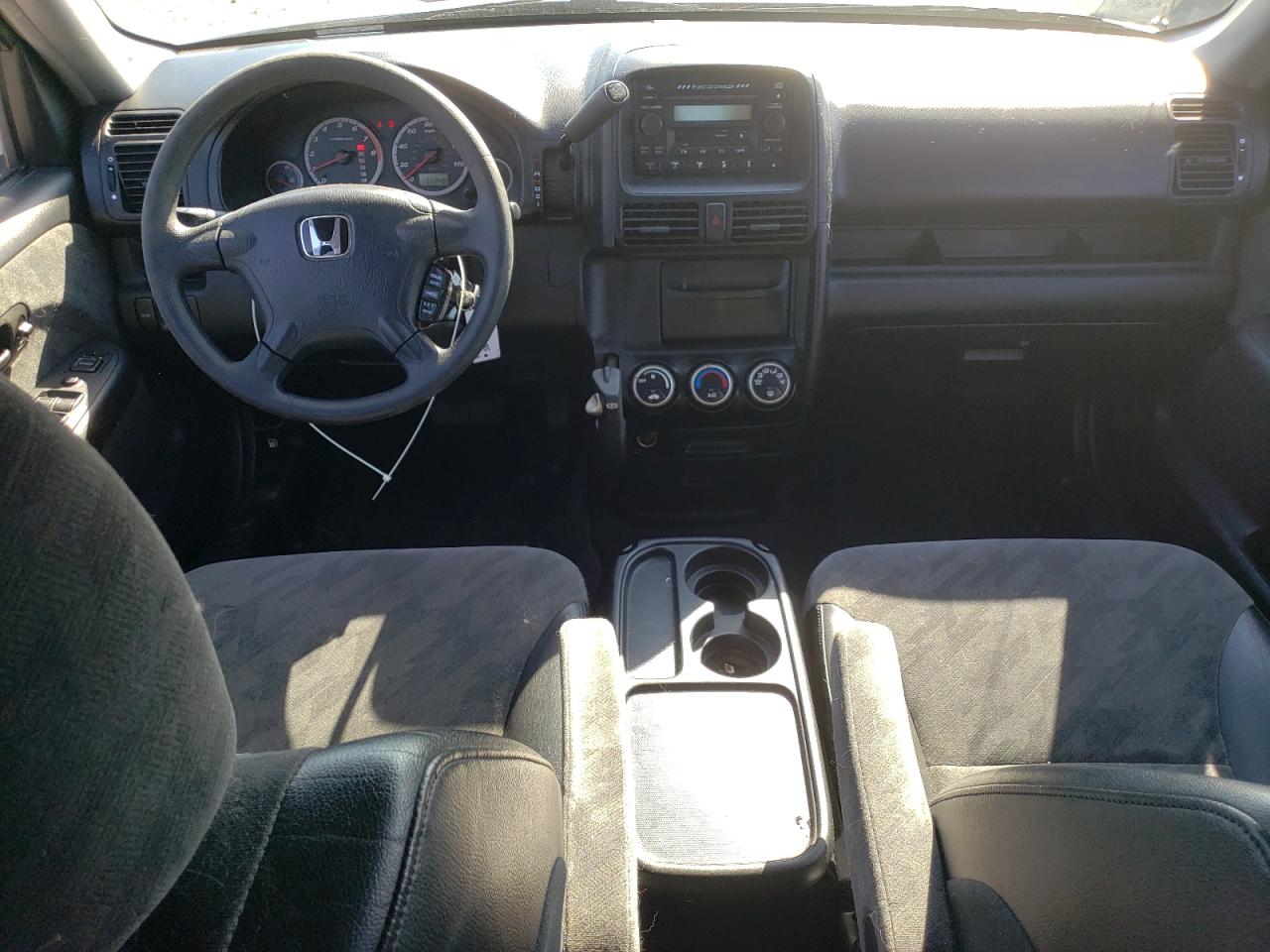 2004 Honda CR-V - Image 8