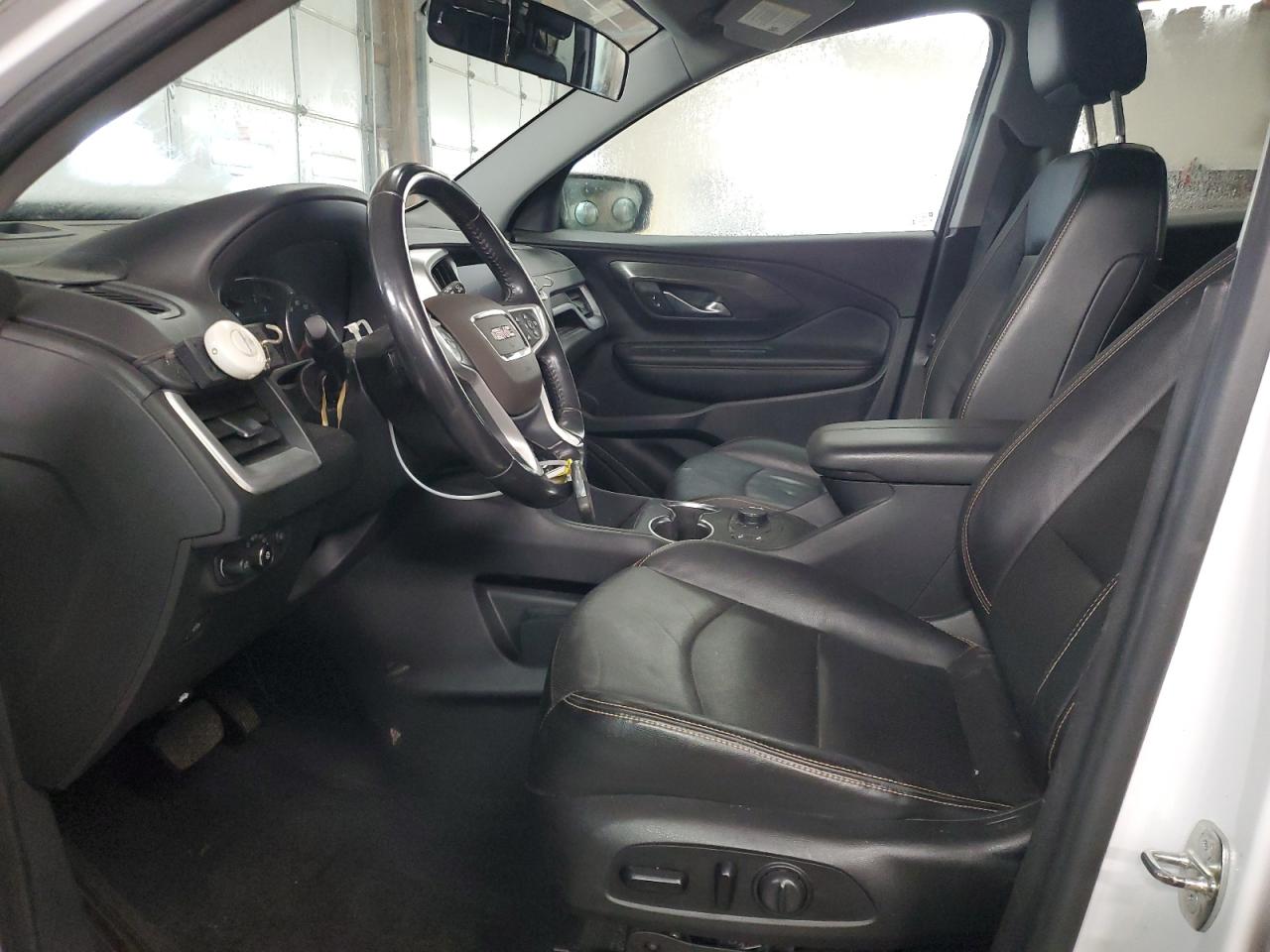 2020 GMC Terrain - Image 7