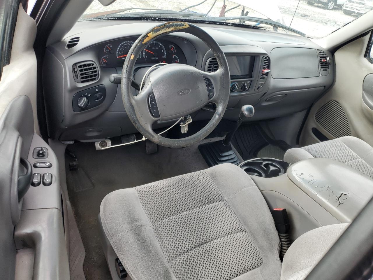 2002 Ford F-150 - Image 8