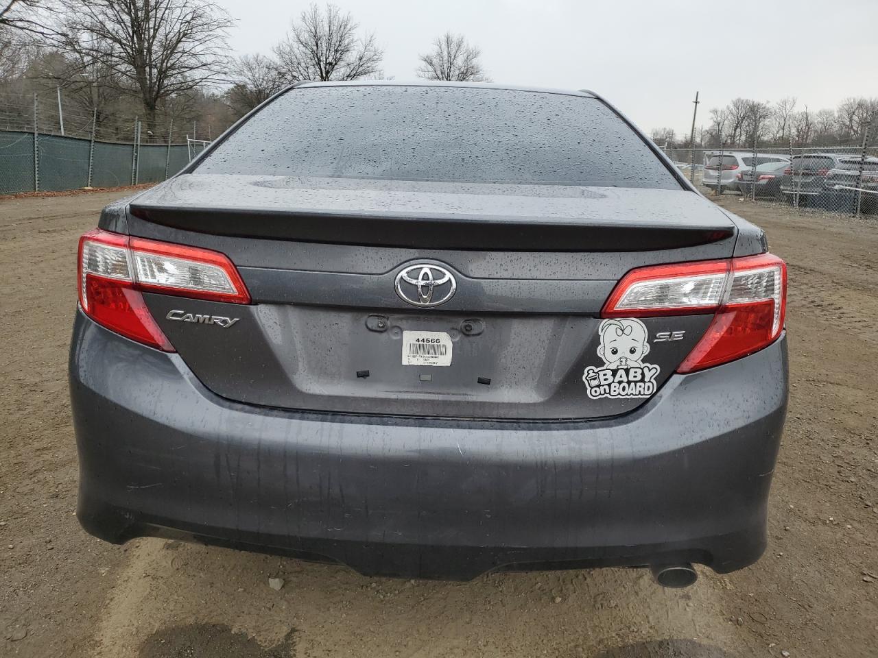 2012 Toyota Camry - Image 6