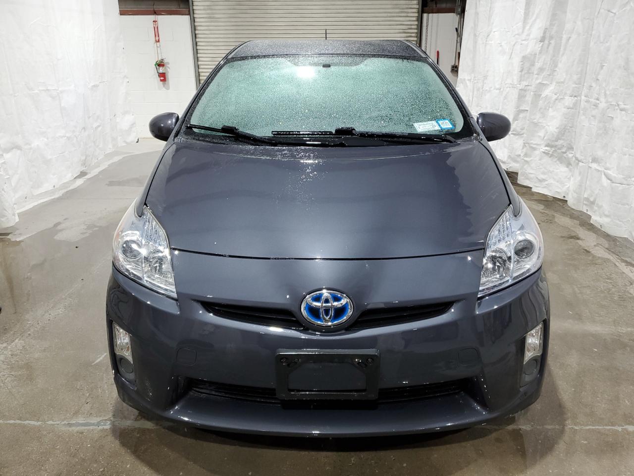 2010 Toyota Prius - Image 5