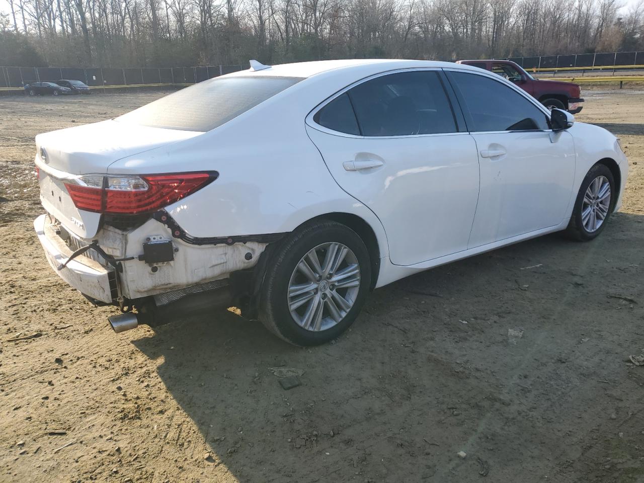 2014 Lexus ES - Image 3