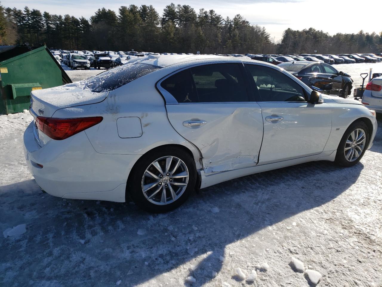2015 Infiniti Q50 - Image 3