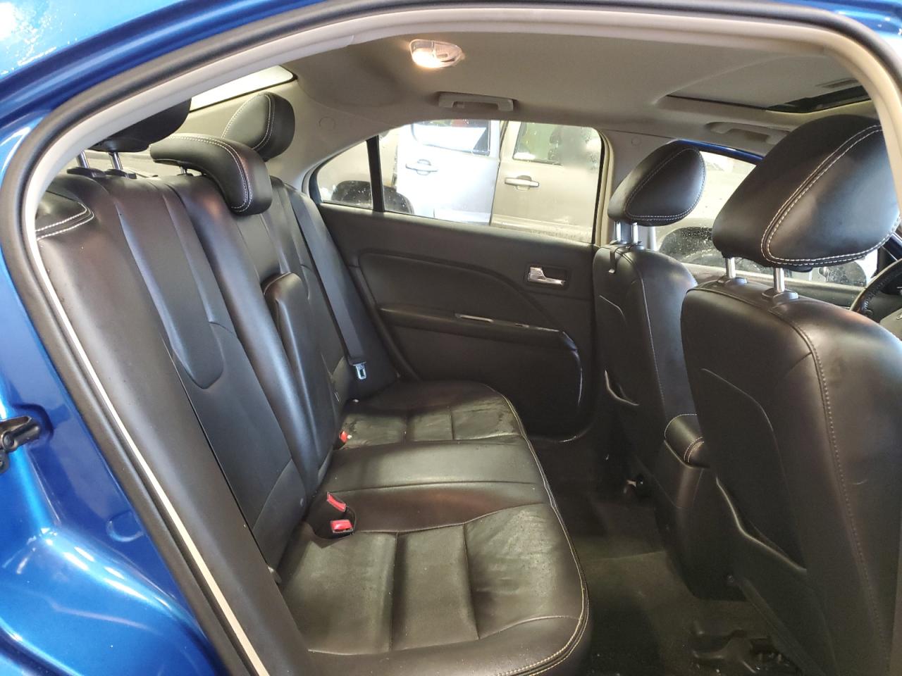2012 Ford Fusion - Image 10