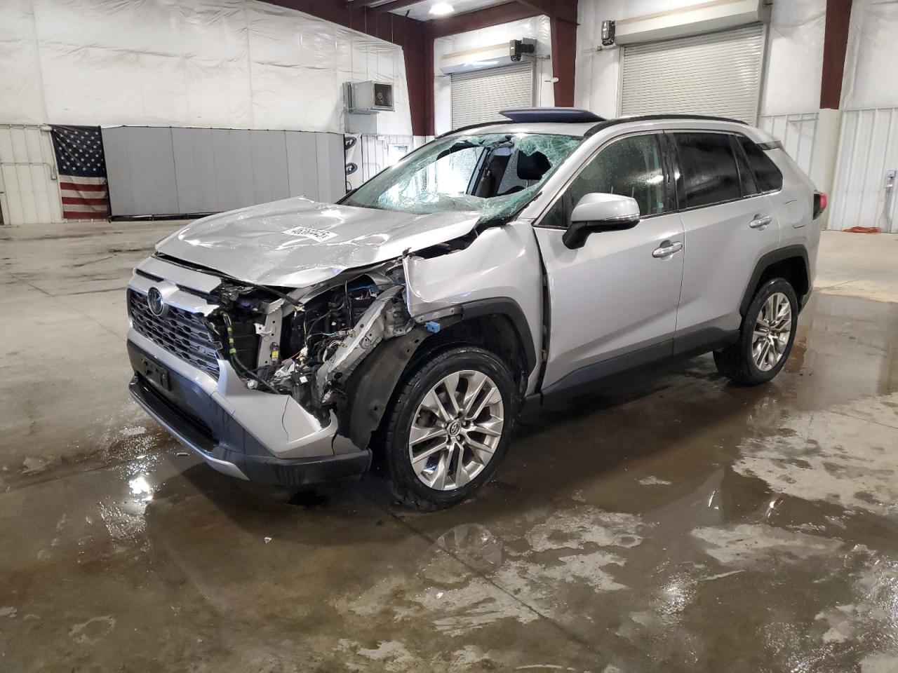 2019 Toyota RAV 4 - Image 1