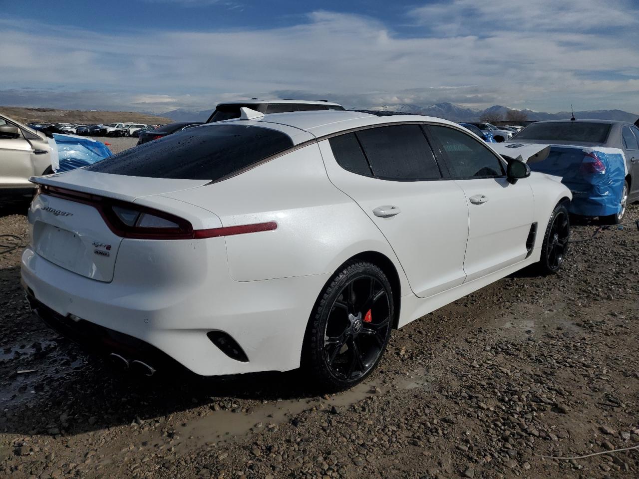 2019 Kia Stinger - Image 3