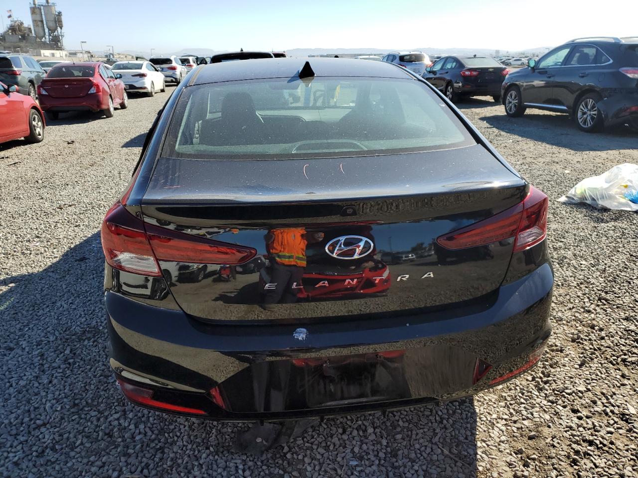 2020 Hyundai Elantra - Image 6