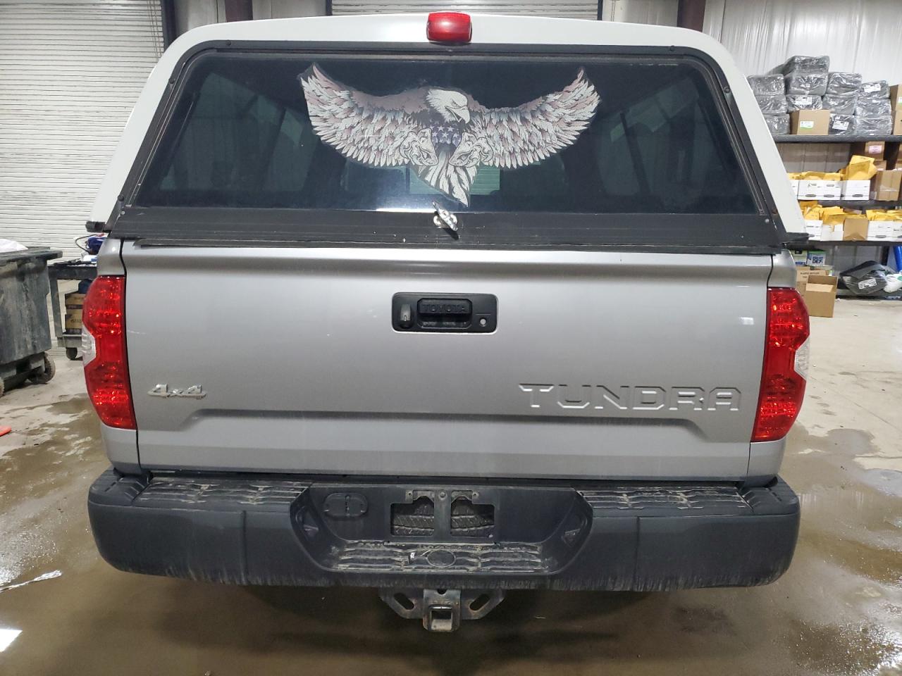 2015 Toyota Tundra - Image 6