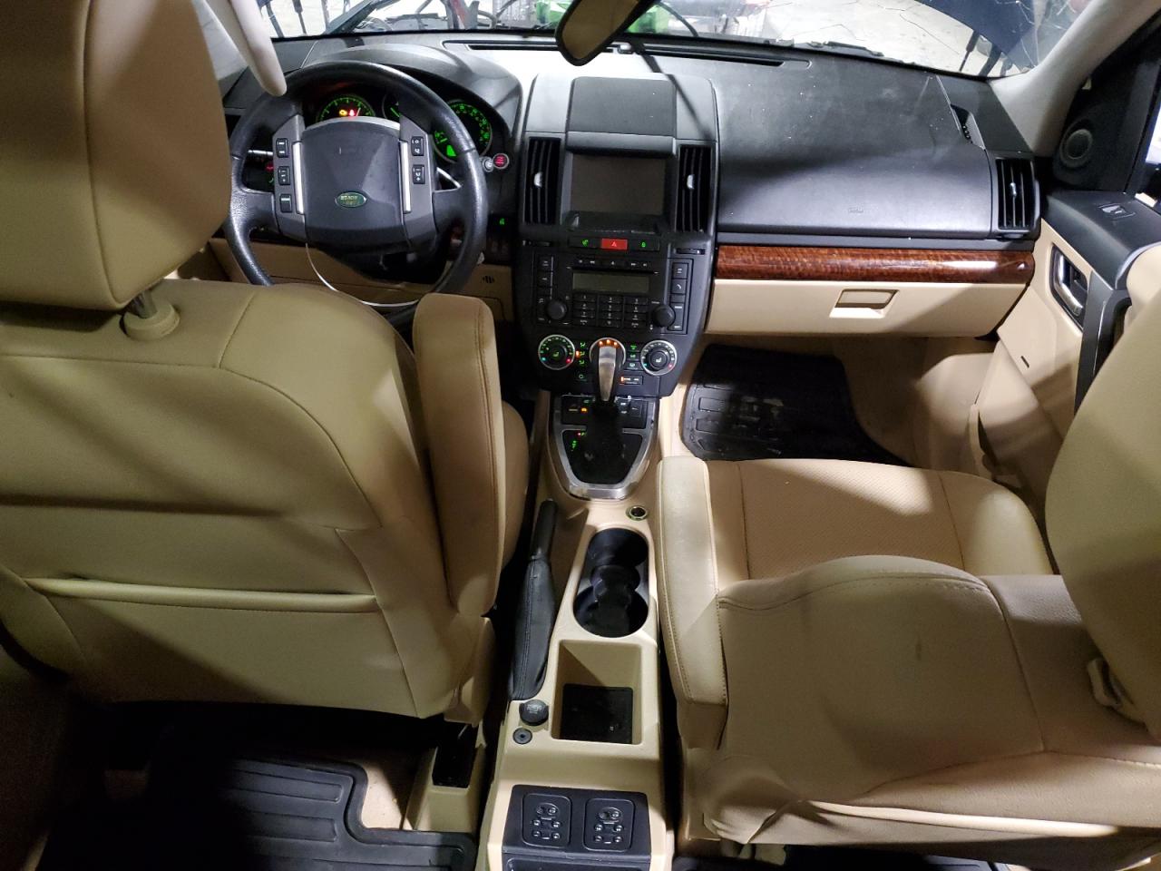 2008 Land Rover LR2 - Image 8