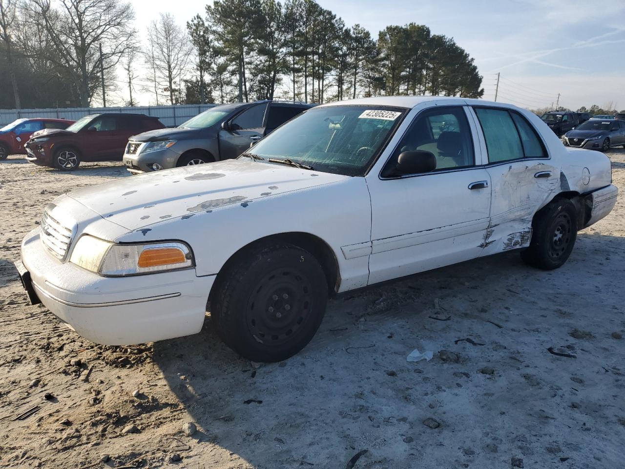 2004 Ford Crown Victoria - Image 1