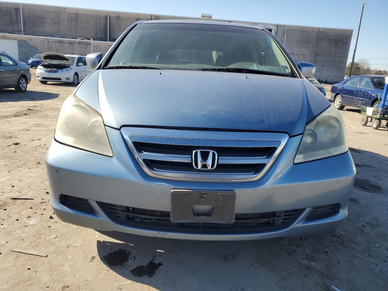 2005 Honda Odyssey - Image 5