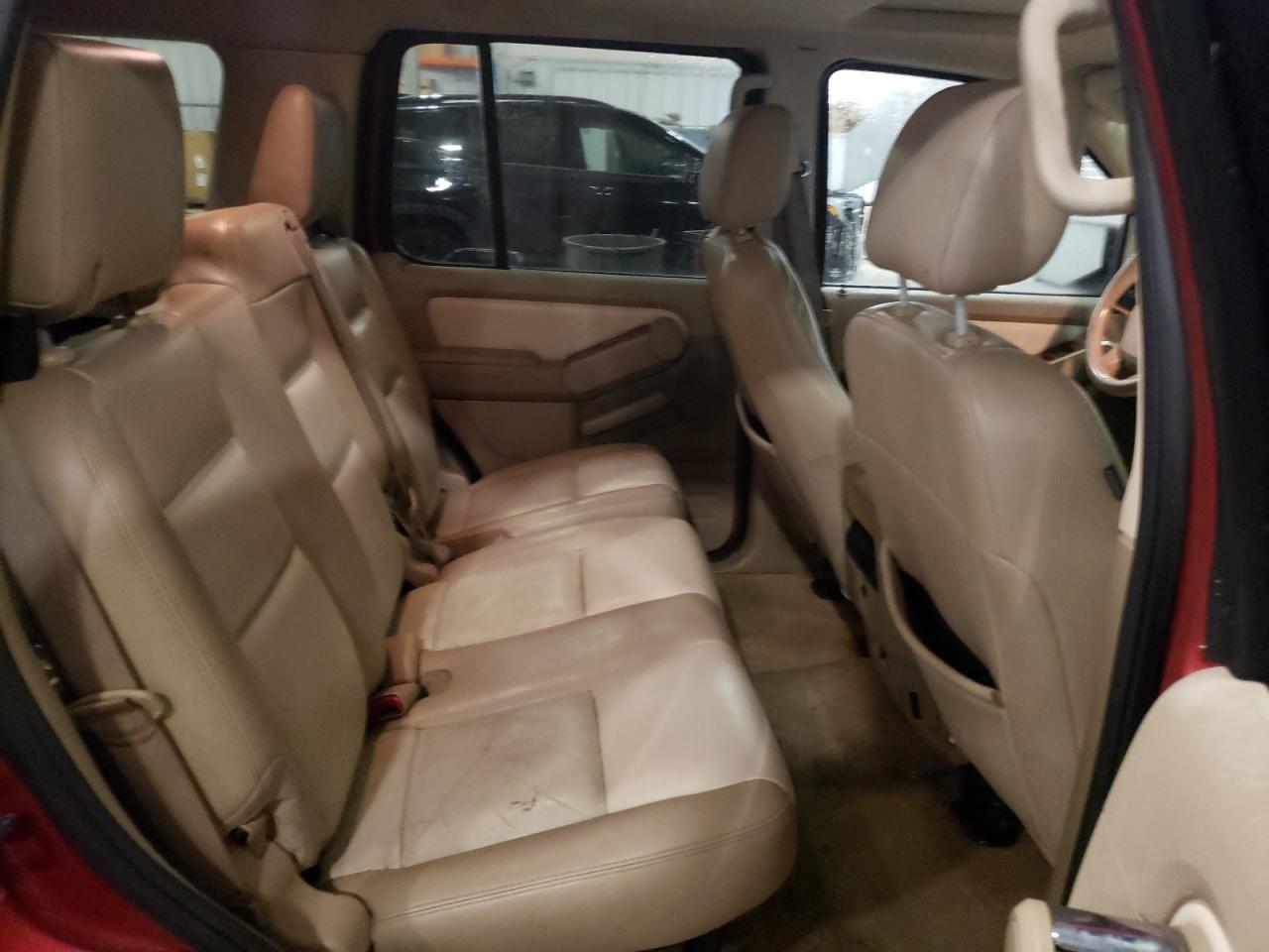 2008 Ford Explorer - Image 11