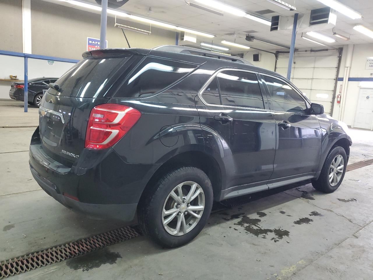 2016 Chevrolet Equinox - Image 3