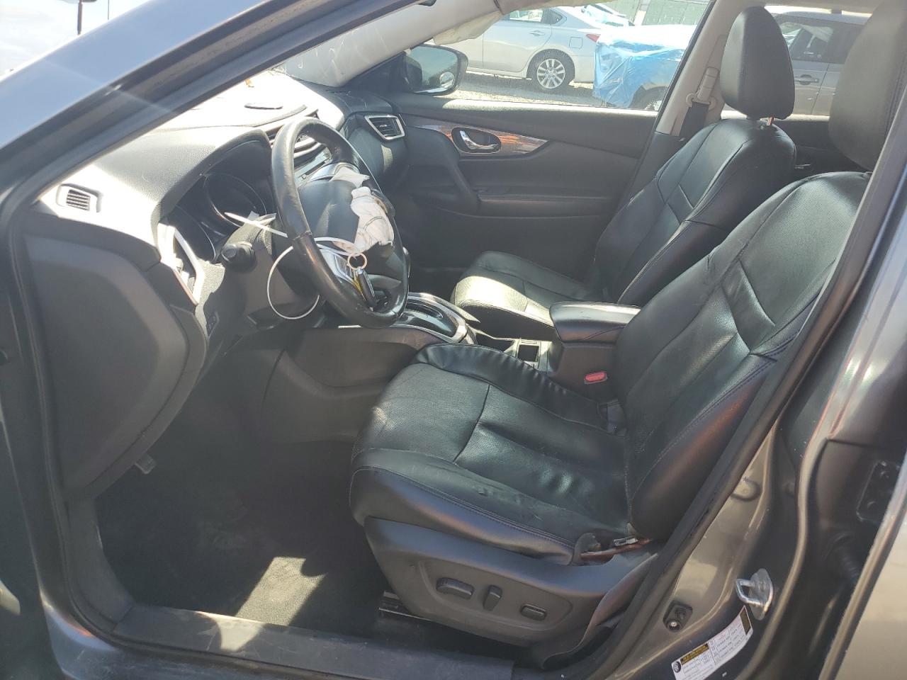 2015 Nissan Rogue - Image 7
