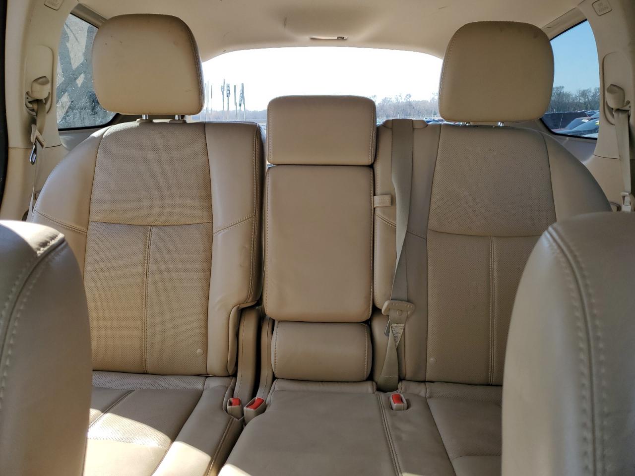 2014 Nissan Pathfinder - Image 10