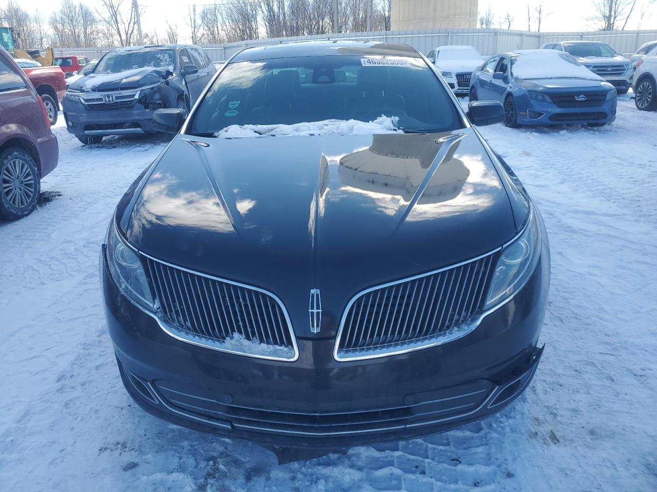 2014 Lincoln MKS - Image 5