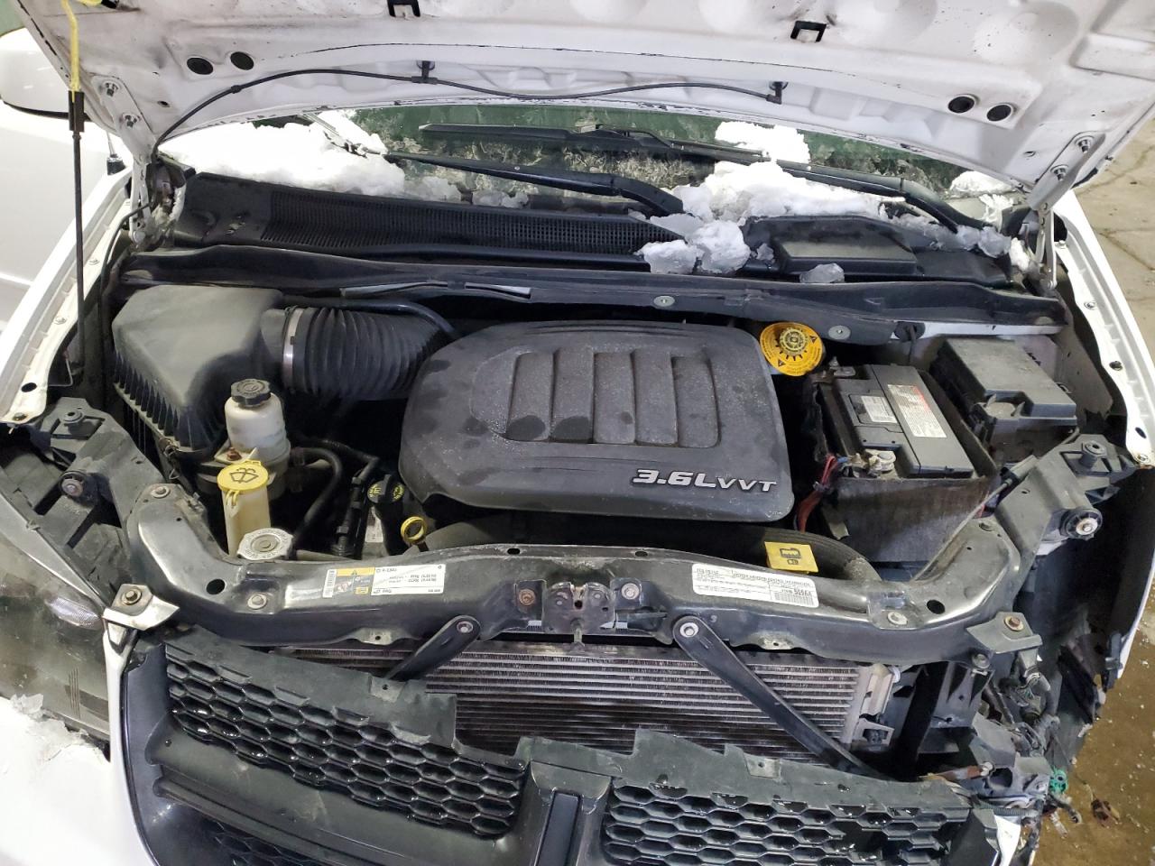 2016 Dodge Caravan - Image 13