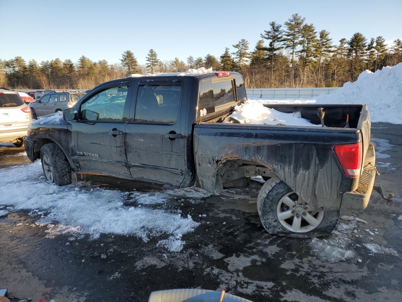 2009 Nissan Titan - Image 2