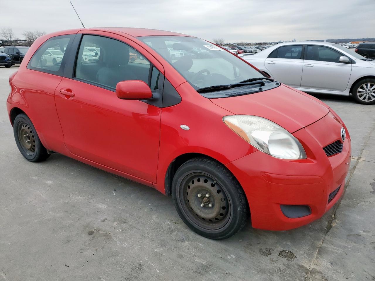 2011 Toyota Yaris - Image 4
