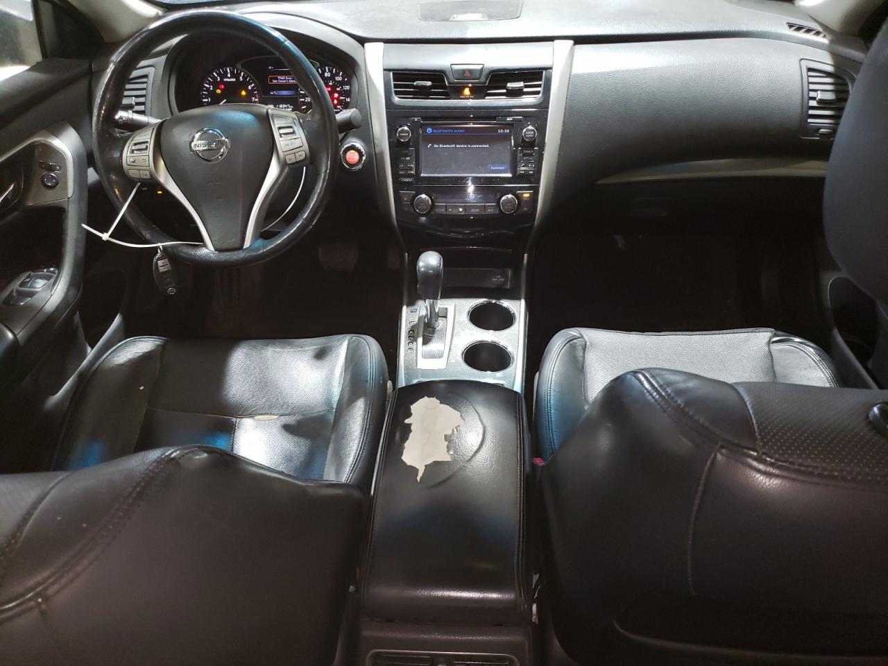 2015 Nissan Altima - Image 8