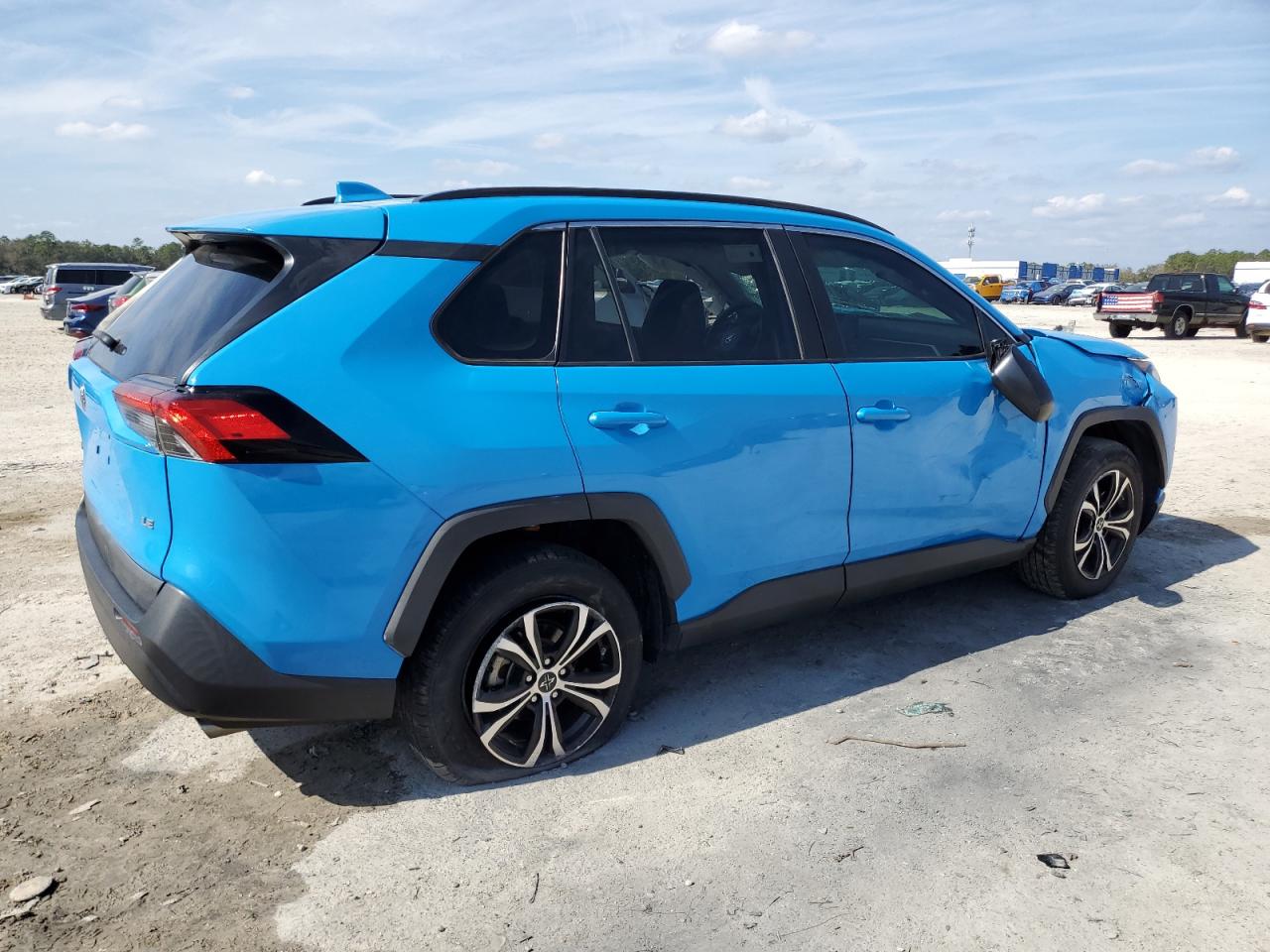 2021 Toyota RAV 4 - Image 3