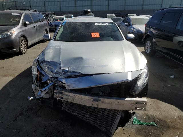  NISSAN ALTIMA 2019 Srebrny