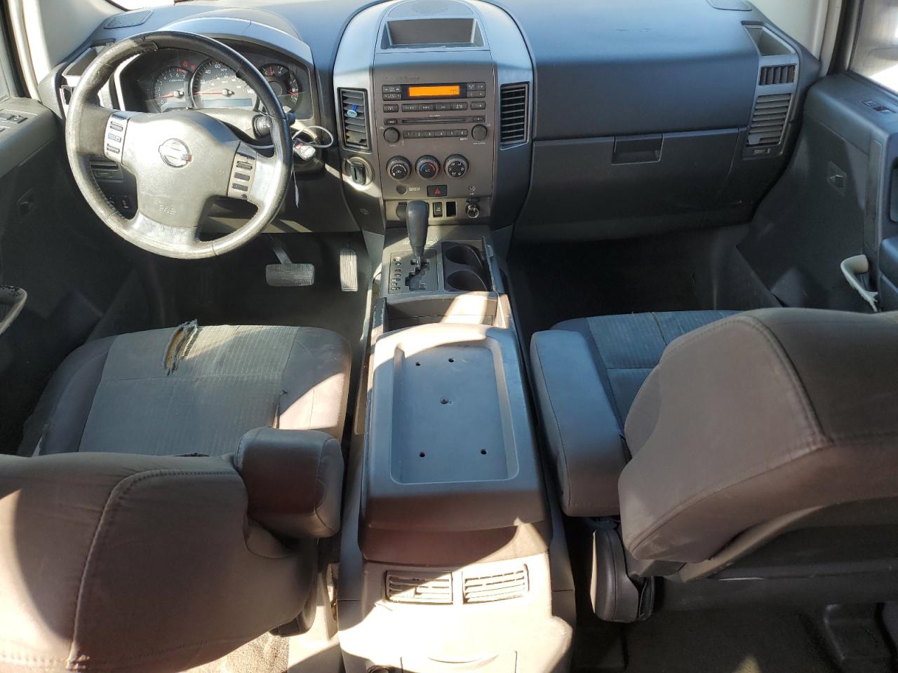2006 Nissan Titan - Image 8