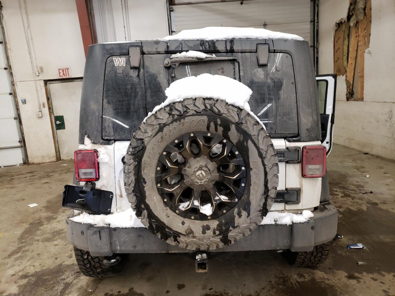 2017 Jeep Wrangler - Image 6