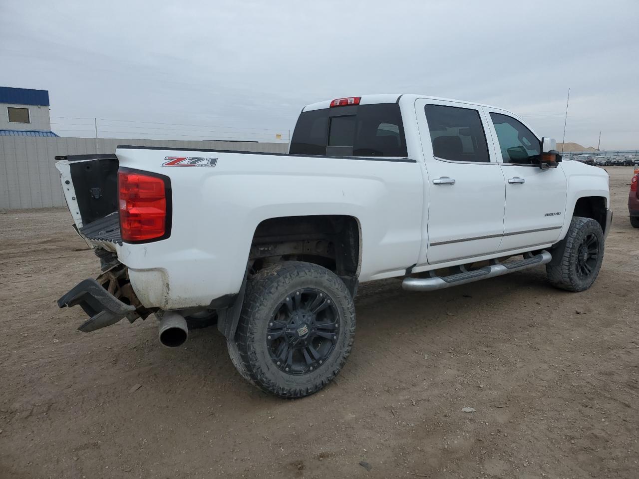 2016 Chevrolet Silverado - Image 3