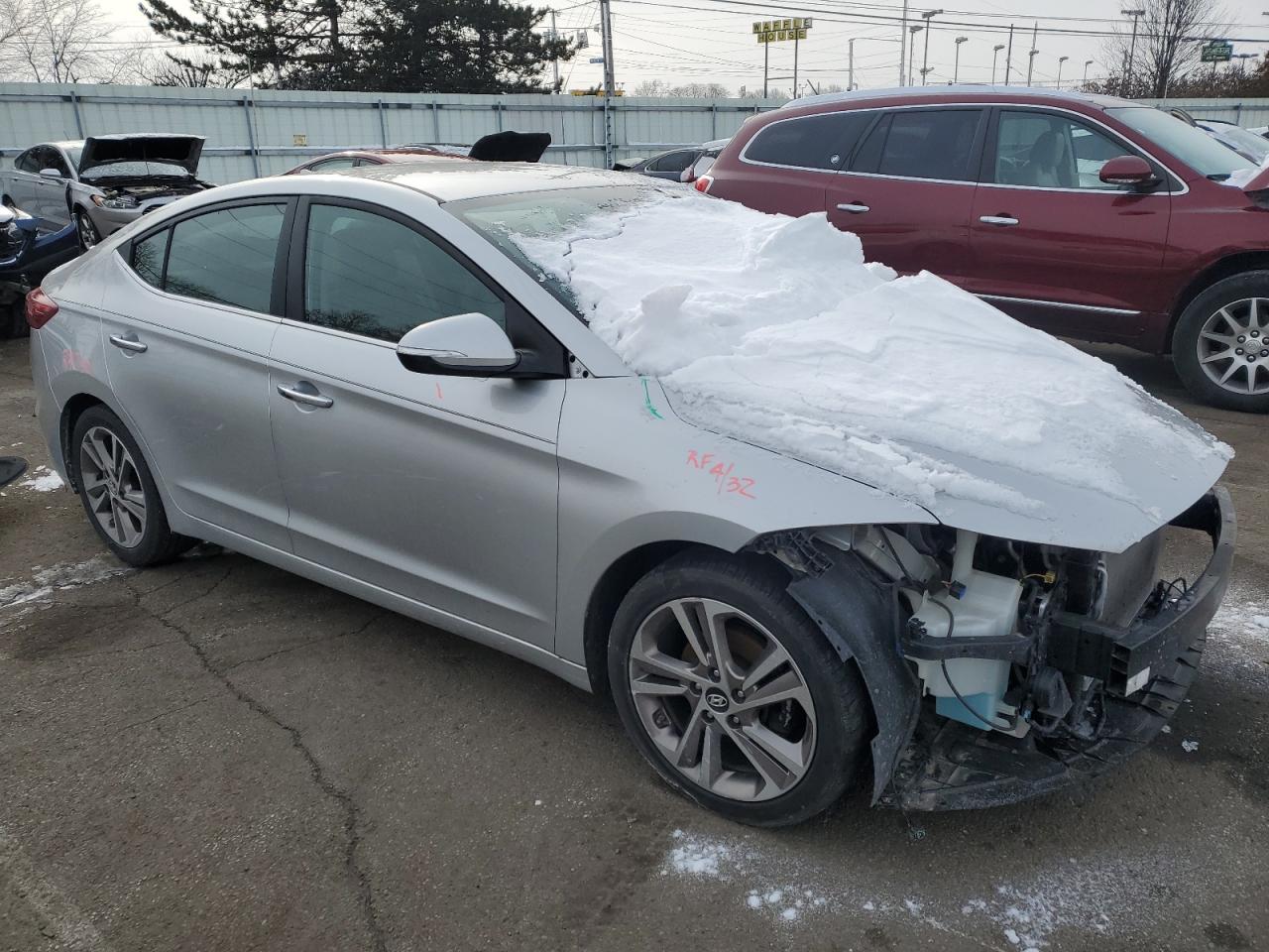 2017 Hyundai Elantra - Image 4