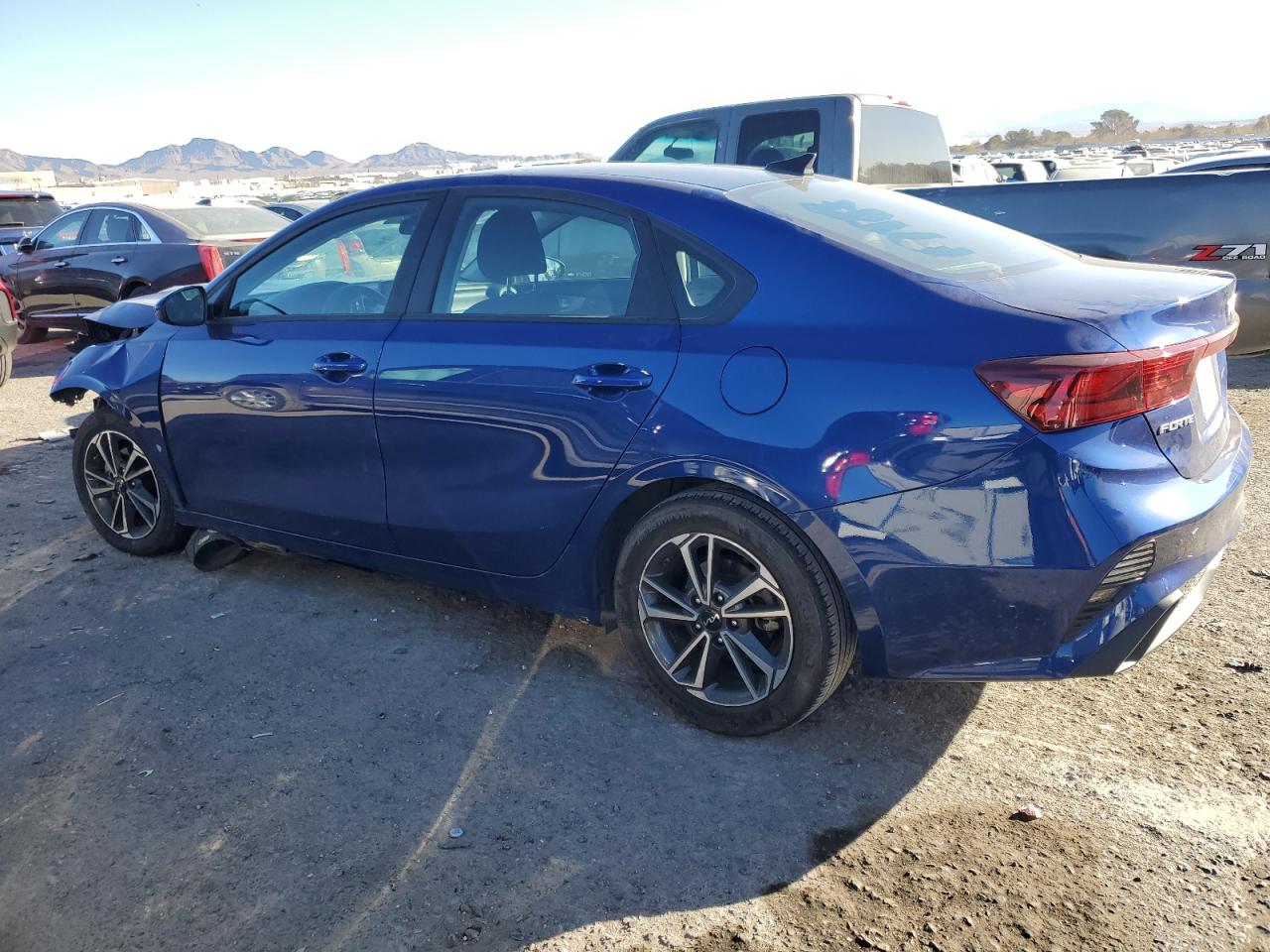 2023 Kia Forte - Image 2
