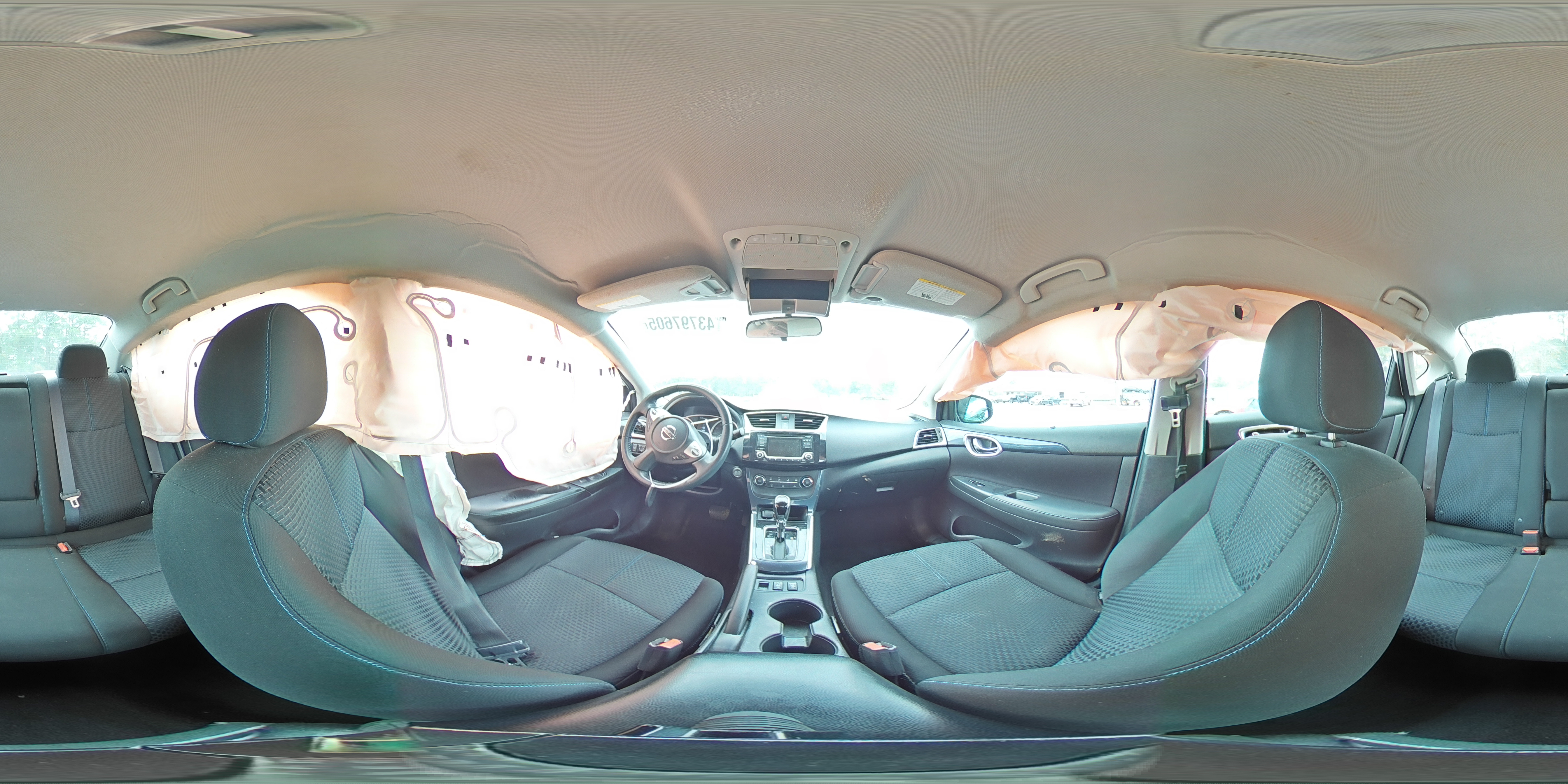 2017 Nissan Sentra - Image 13