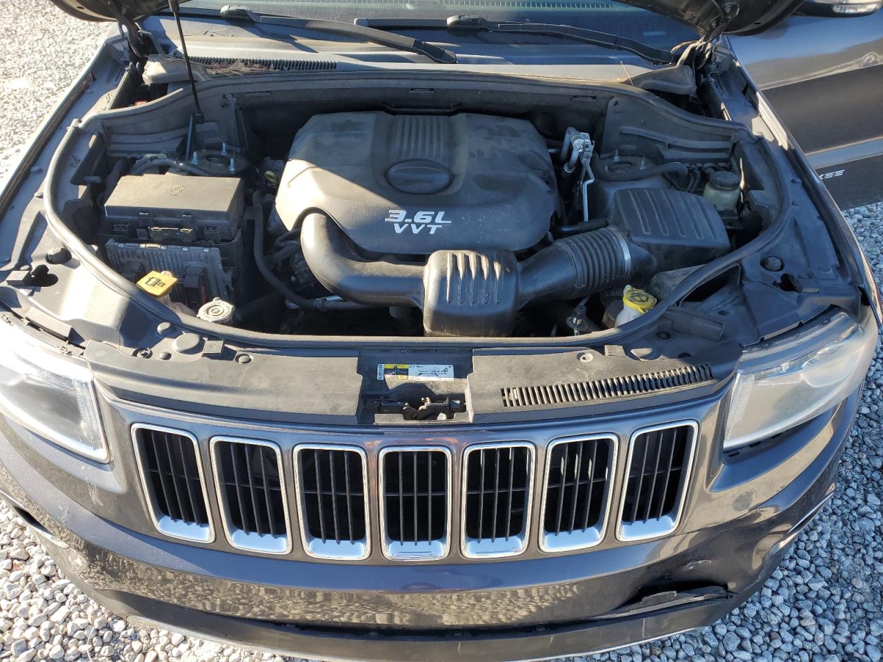 2014 Jeep Grand Cherokee - Image 12