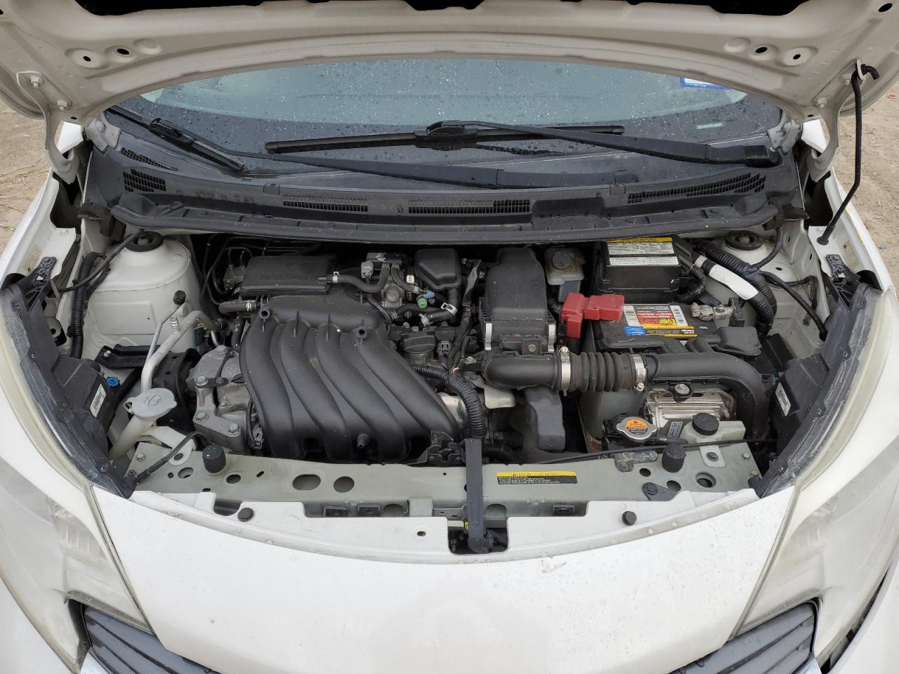 2015 Nissan Versa - Image 12