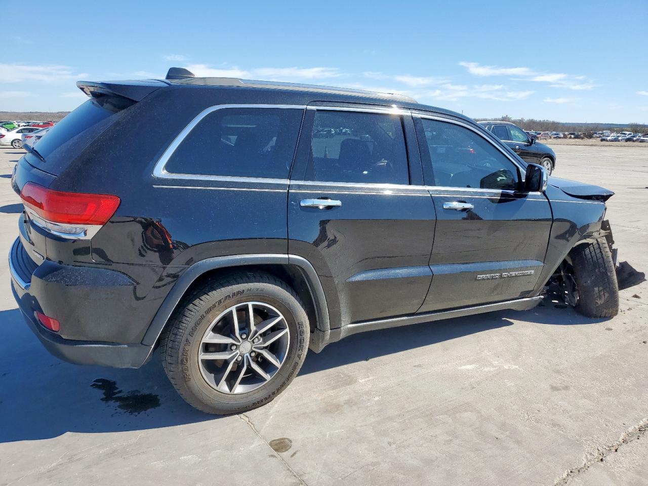 2018 Jeep Grand Cherokee - Image 3