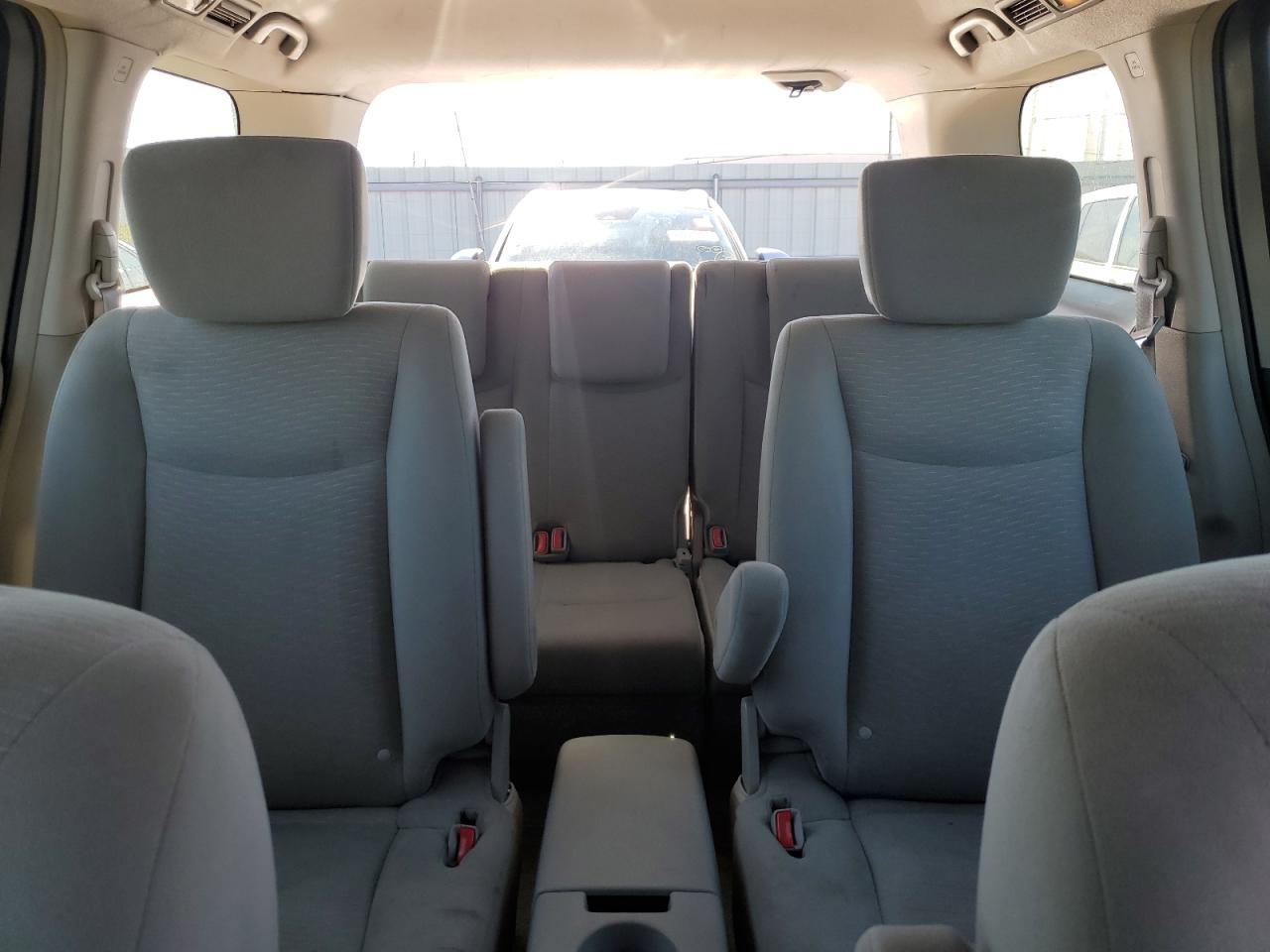 2013 Nissan Quest - Image 10