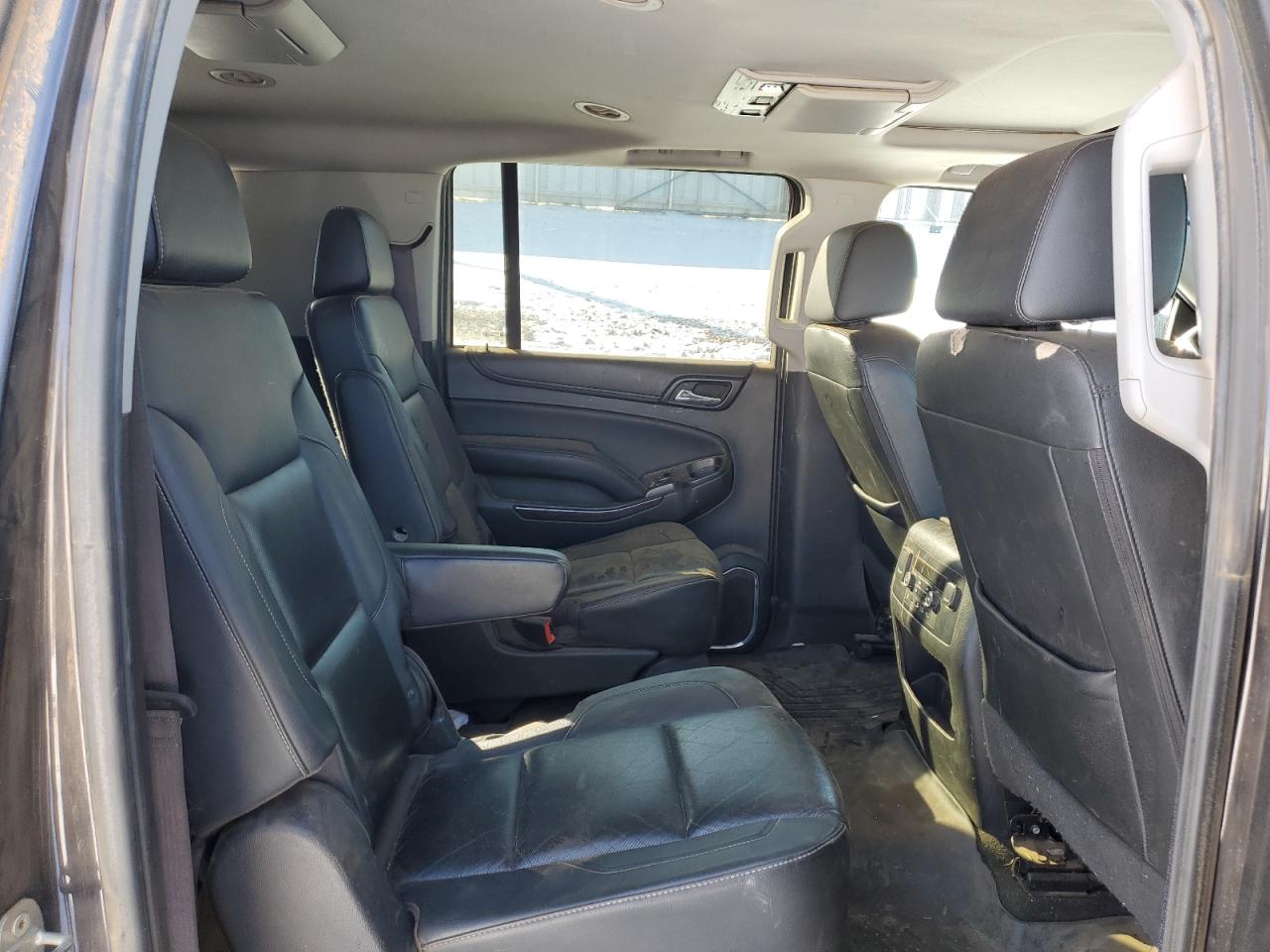 2017 GMC Yukon - Image 11