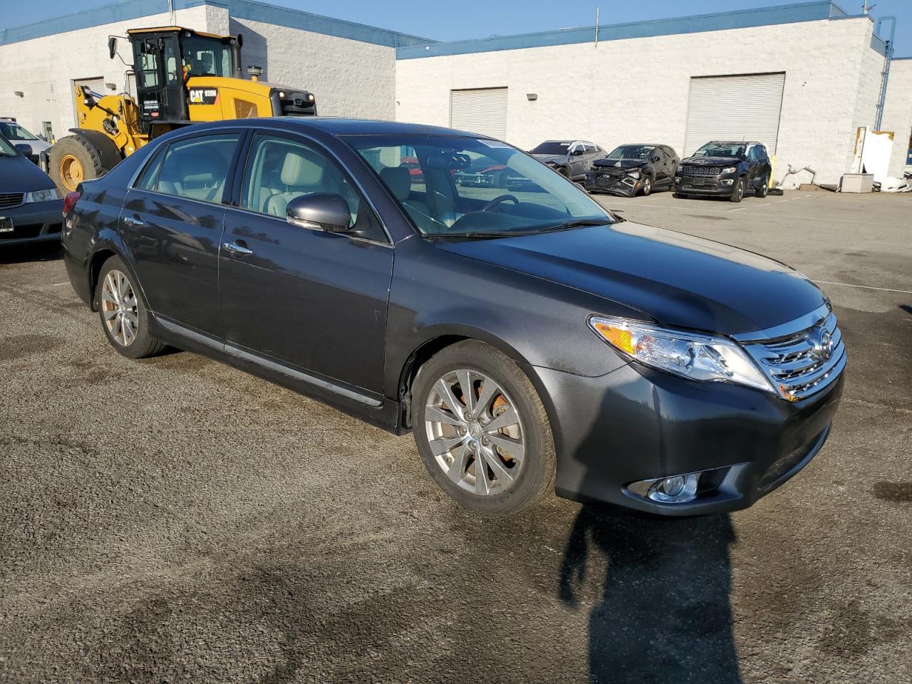 2011 Toyota Avalon - Image 4