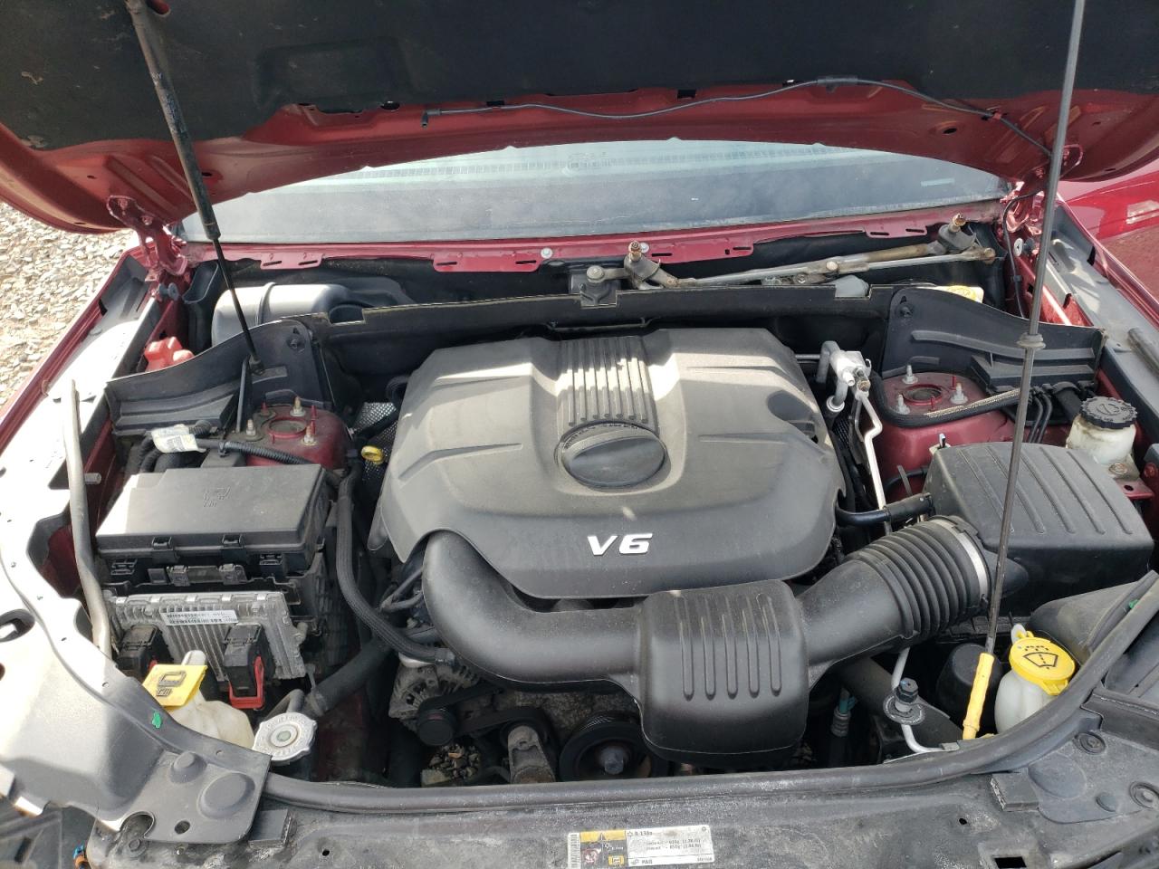 2014 Jeep Grand Cherokee - Image 12