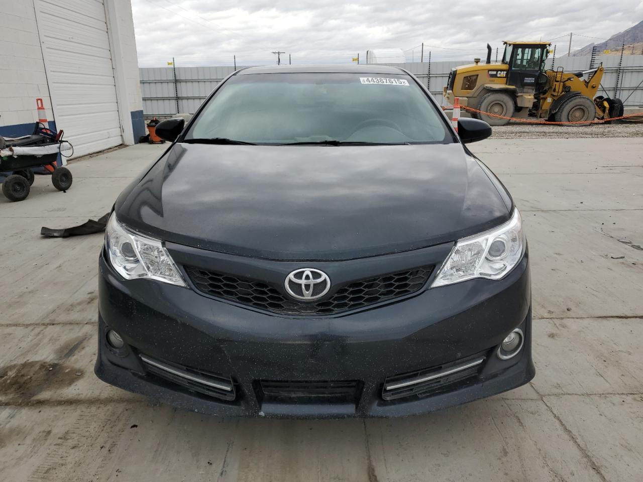 2014 Toyota Camry - Image 5