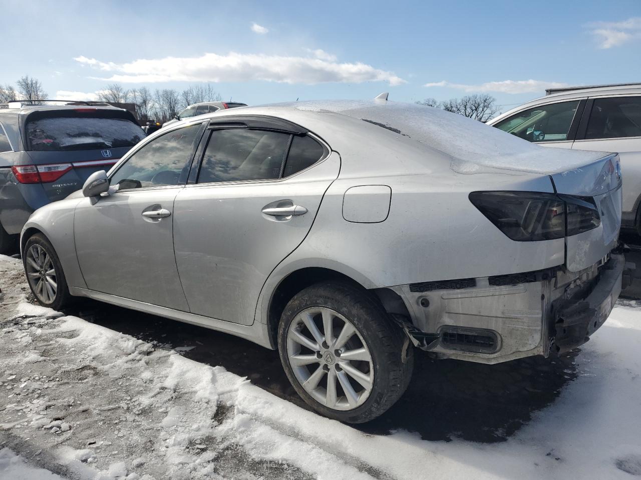 2010 Lexus IS - Image 2
