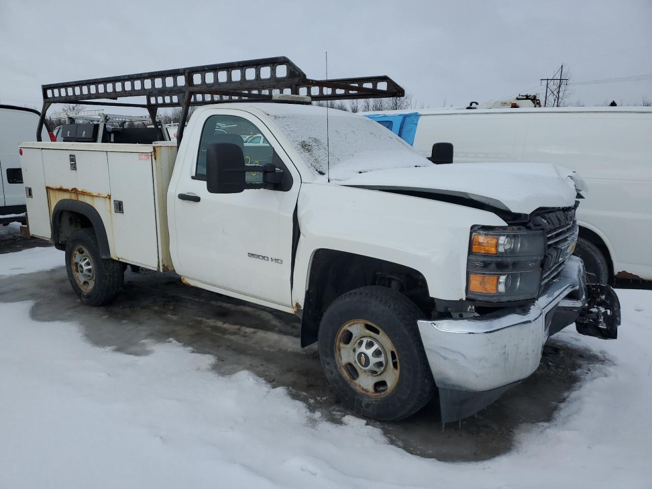 2015 Chevrolet Silverado - Image 4